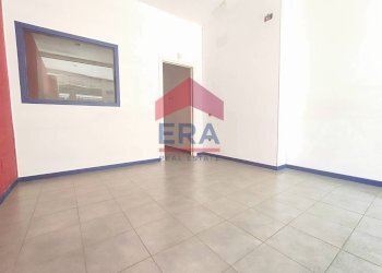 Foto 9 - Negozio Via Francesco Donati
 
64, Roma - foto 9