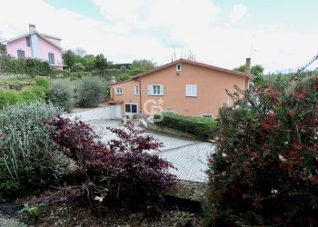 Foto 1 - Villa Via Caprarola
 
54, Ronciglione - foto 1