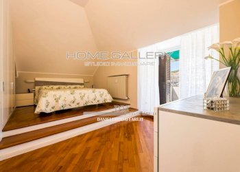 Camera da letto - Appartamento via Giuseppe Sapeto, Genova (zona Borgoratti) - foto 15
