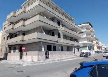 Three-room apartment LUNGOMARE GALILEI, Gallipoli - photo 24