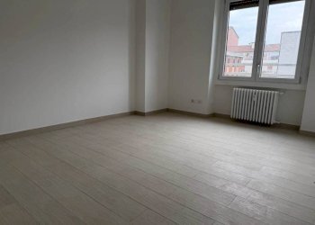 Camera da letto - Two-room apartment Modena, 33, Sesto San Giovanni - photo 7