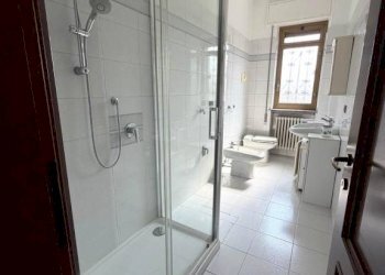Bagno - Three-room apartment viale Italia, 776, Sesto San Giovanni - photo 11