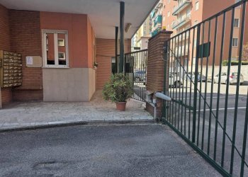 Interno palazzo - Appartamento viale CASIRAGHI, 102, Sesto San Giovanni - foto 18