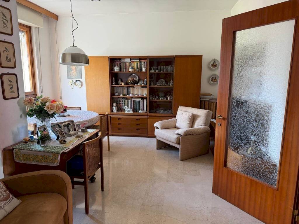 Salone - Three-room apartment via Fratelli Di Dio, 34, Sesto San Giovanni - photo 3