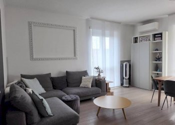 Salone - Four-room apartment via IPPOLITO NIEVO, 24, Sesto San Giovanni - photo 3