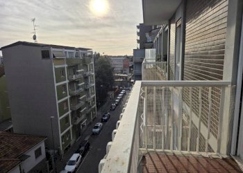 Balcone - Four-room apartment via IPPOLITO NIEVO, 24, Sesto San Giovanni - photo 25