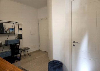 Disimpegno - Four-room apartment via IPPOLITO NIEVO, 24, Sesto San Giovanni - photo 50