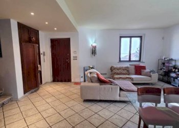 Salone - Villa via Mario Diana Careddu, Asti - foto 8