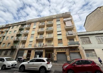 Facciata - Bilocale via Nicomede Bianchi, 34, Torino (zona Parella) - foto 1