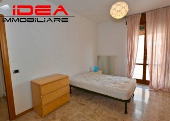 Camera da letto - Appartamento viale dell'Autodromo, Modena - foto 34