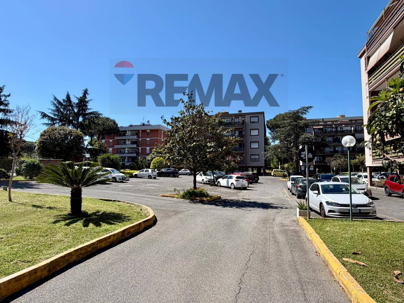 Edificio all\'aperto - Box viale bruno pelizzi
 
21, Roma - photo 2