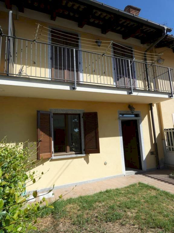 Facciata - Villa a Schiera corso Bra, Alba - foto 1