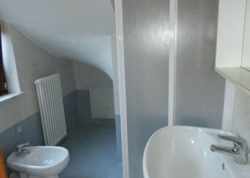 Bagno - Villa a Schiera corso Bra, Alba - foto 10