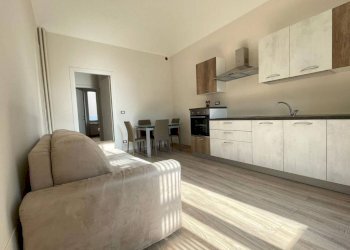 Cucina - Bilocale via Frejus, 41, Torino (zona Cenisia) - foto 1