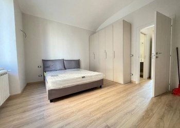 Camera da letto - Bilocale via Frejus, 41, Torino (zona Cenisia) - foto 6