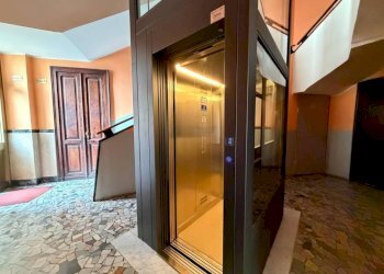 Ascensori - Bilocale via Frejus, 41, Torino (zona Cenisia) - foto 10