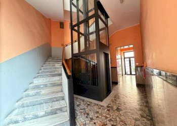 Interno palazzo - Bilocale via Frejus, 41, Torino (zona Cenisia) - foto 11