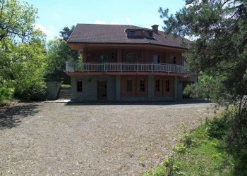 Facciata - Villa via Provinciale, Cerretto Langhe - foto 8