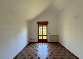 Camera da letto - Villa via Provinciale, Cerretto Langhe - foto 37