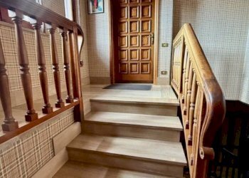 Scala - Casa indipendente via Chiebbia, 12, Ronco Biellese - foto 5