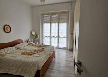 Camera da letto - Trilocale via Duca d'Aosta, 7, Asti - foto 6