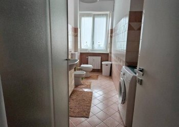 Bagno - Trilocale via Duca d'Aosta, 7, Asti - foto 9