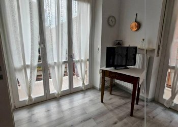 Salone - Trilocale via Duca d'Aosta, 7, Asti - foto 12