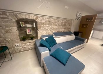 Salone - Stable - Palace piazza Camillo Benso di Cavour, 7, Bitonto - photo 9