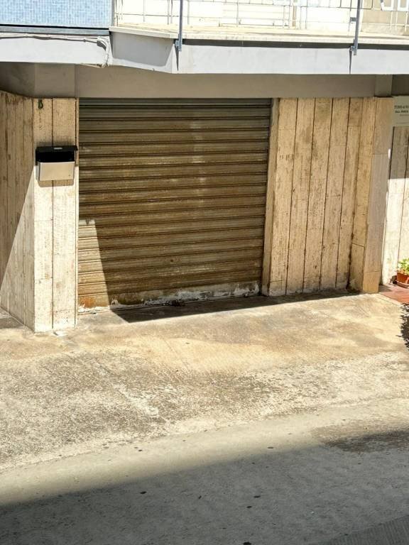 Posto macchina - Box via Cardinale Marcello Mimmi, 15, Bari (neighborhood Poggiofranco) - photo 2