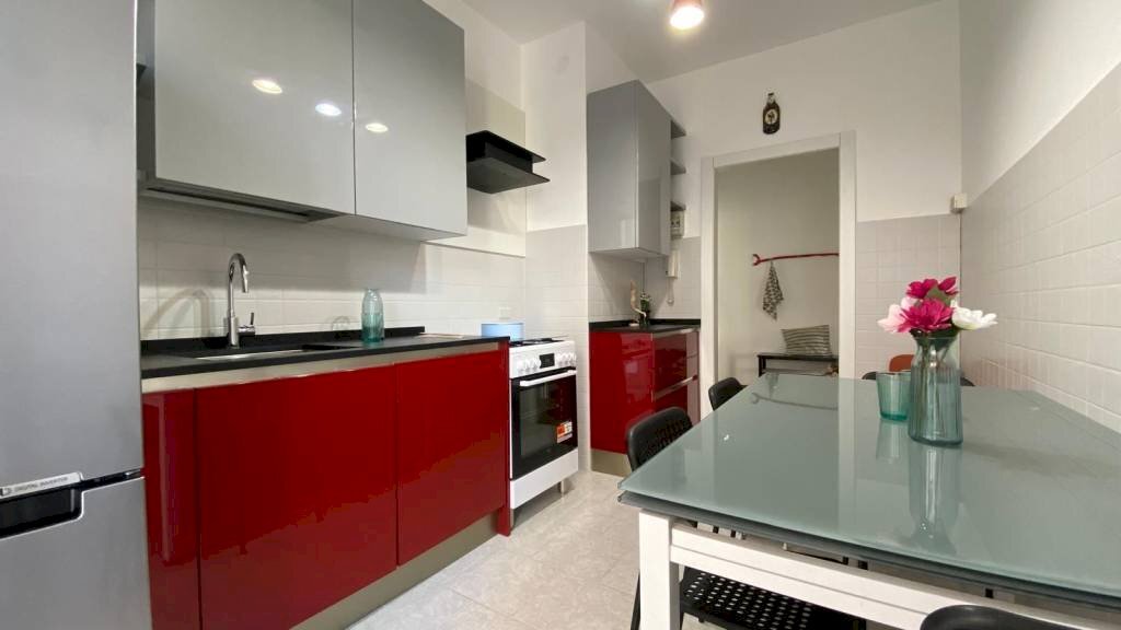 Cucina - Trilocale via Pavia, 6/2, Milano - foto 3