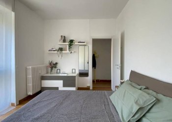 Camera da letto - Trilocale via Pavia, 6/2, Milano - foto 17