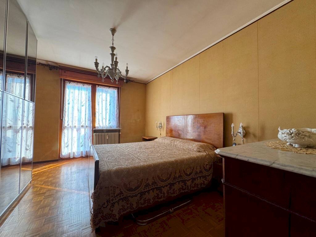Camera da letto - Attico Borgo San Dalmazzo - foto 2