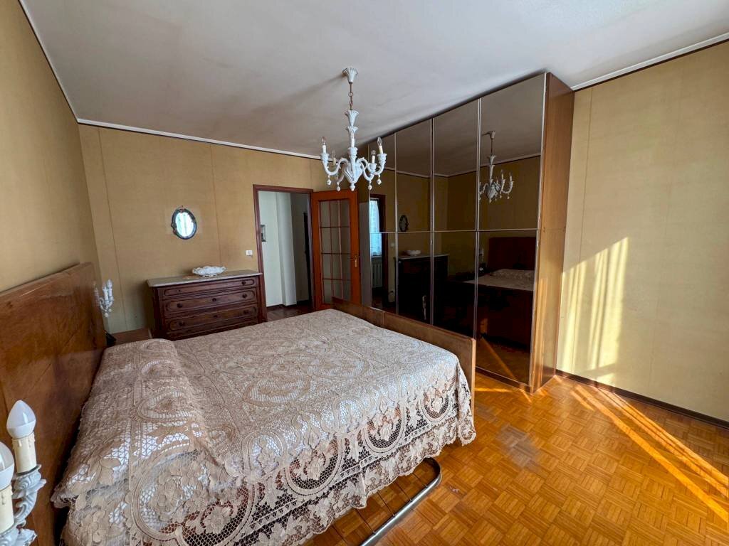 Camera da letto - Attico Borgo San Dalmazzo - foto 3