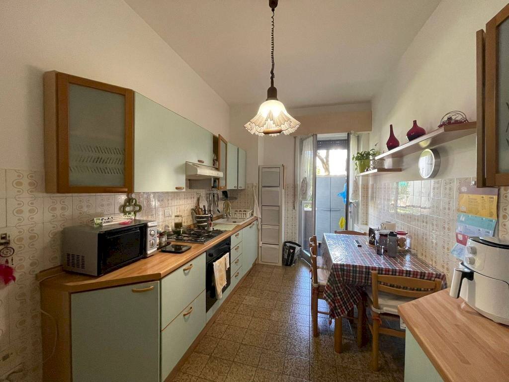 Cucina - Appartamento via Bice Cremagnani, 13, Vimercate - foto 3