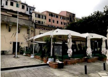 Zona - Trilocale all'asta via alla Calata Marinetta, 14, Genova (zona Centro Storico) - foto 1