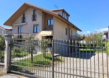 Facciata - Villa via Perosa, 23, Borgo San Dalmazzo - photo 2