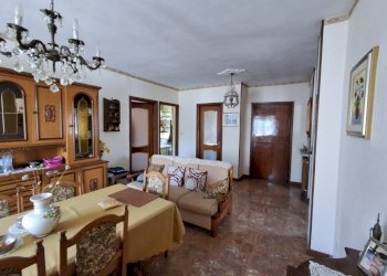 Salone - Villa via Perosa, 23, Borgo San Dalmazzo - photo 15