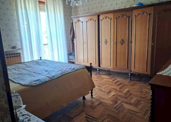 Camera da letto - Villa via Perosa, 23, Borgo San Dalmazzo - photo 25