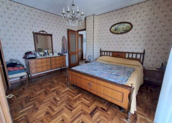 Camera da letto - Villa via Perosa, 23, Borgo San Dalmazzo - photo 27