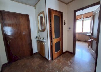 Disimpegno - Villa via Perosa, 23, Borgo San Dalmazzo - photo 33