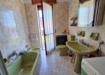 Bagno - Villa via Perosa, 23, Borgo San Dalmazzo - photo 36
