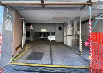 Posto macchina - Box via Giovanni Bovio, Genova (zona Albaro) - foto 1