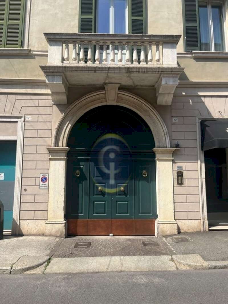 PORTONE - Posto Auto Brescia - foto 1
