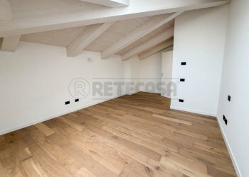 camera da letto - Attico Via A. Doria, Creazzo - foto 30