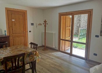 1000456835.jpg - Two-room apartment Via Provinciale 13, Ventasso - photo 4