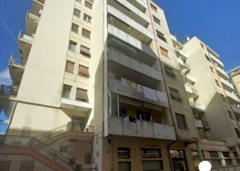 12.jpg - Appartamento all'asta Via Walter Fillak 42, Genova (zona Sampierdarena) - foto 1