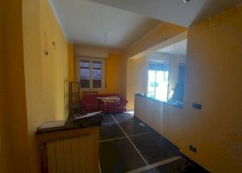 3.jpg - Appartamento all'asta Via Walter Fillak 42, Genova (zona Sampierdarena) - foto 3