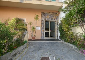 palazzo - Appartamento Via Montallegro 32a, Genova (zona Foce) - foto 1