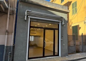 Locale Commerciale Via Lamarmora.jpg - Commercial Premises Via Lamarmora 31, Sanremo - photo 1