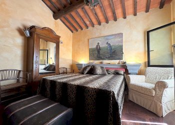 camera da letto - Casale Via di Presentino, Vaiano - foto 24